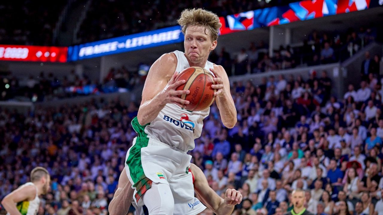 Košarkaška reprezentacija Litvanije, Mindaugas Kuzminskas