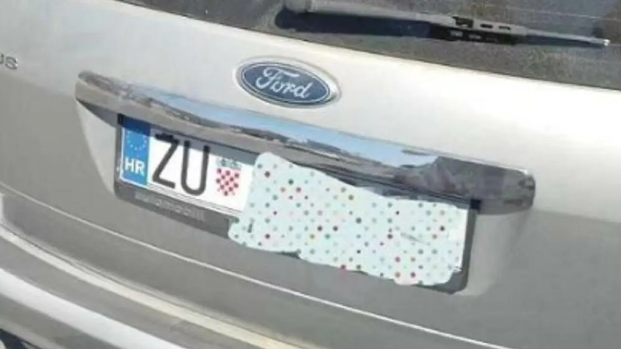 automobil
