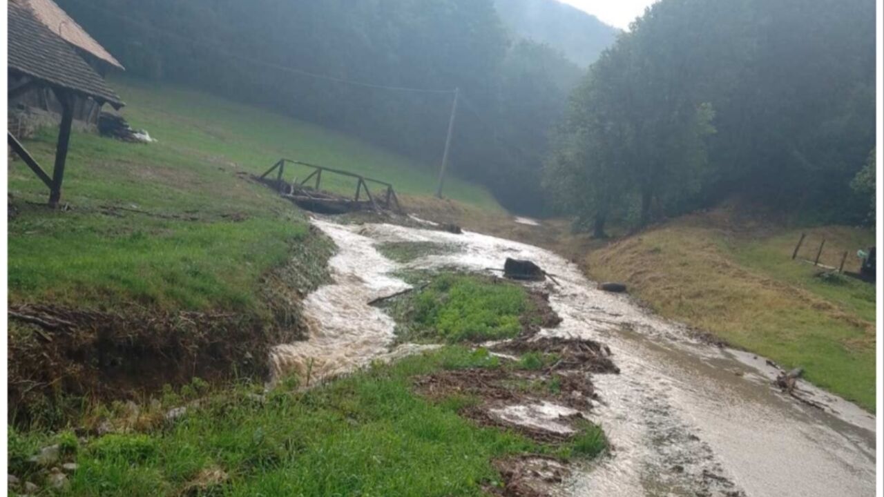 izlivanje reke