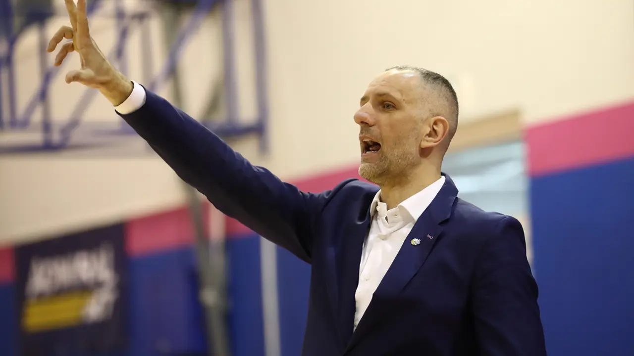 Vule Avdalović