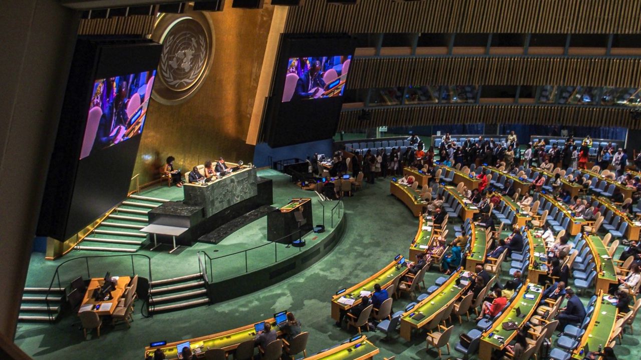 UN