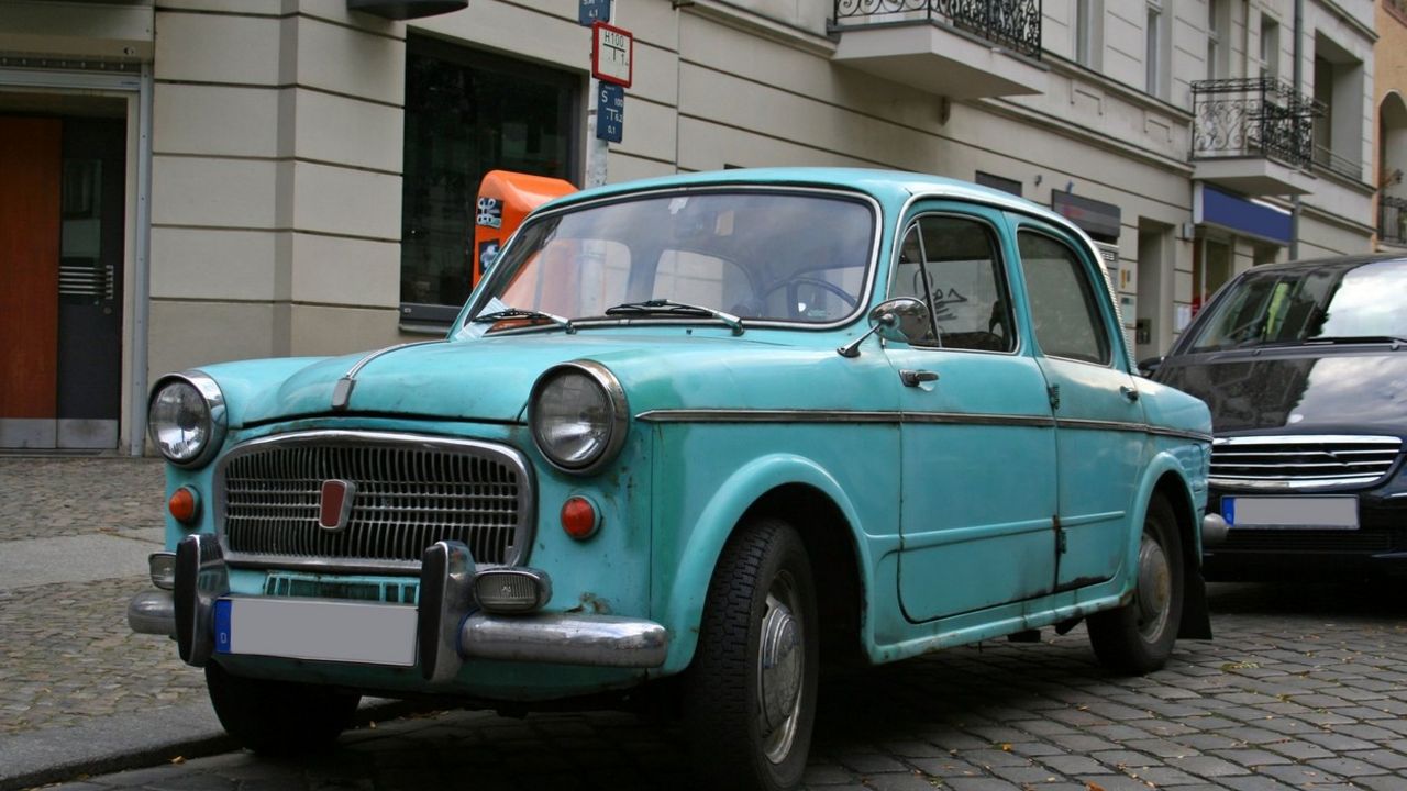 automobil