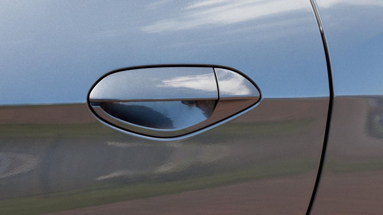 automobil