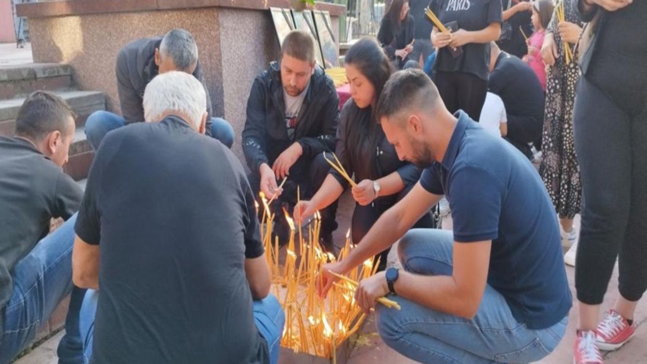 Kosovo-paljenje sveća ubijenim Srbima