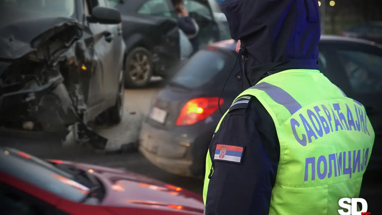policija