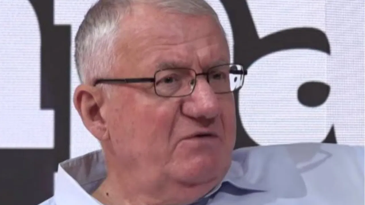 Vojislav Šešelj