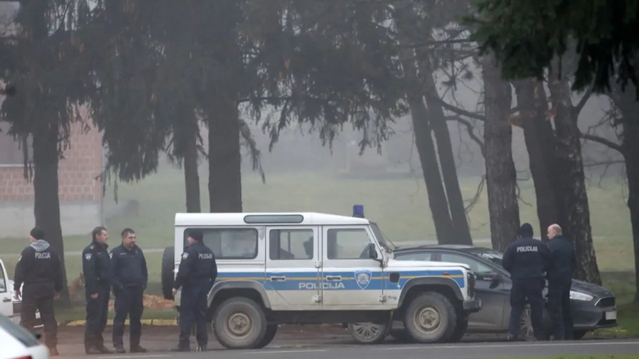 policija