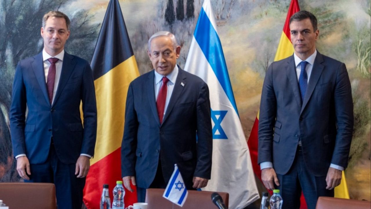 Alekesandar de Kroa, benjamin Netanjahu, Pedro Sančez