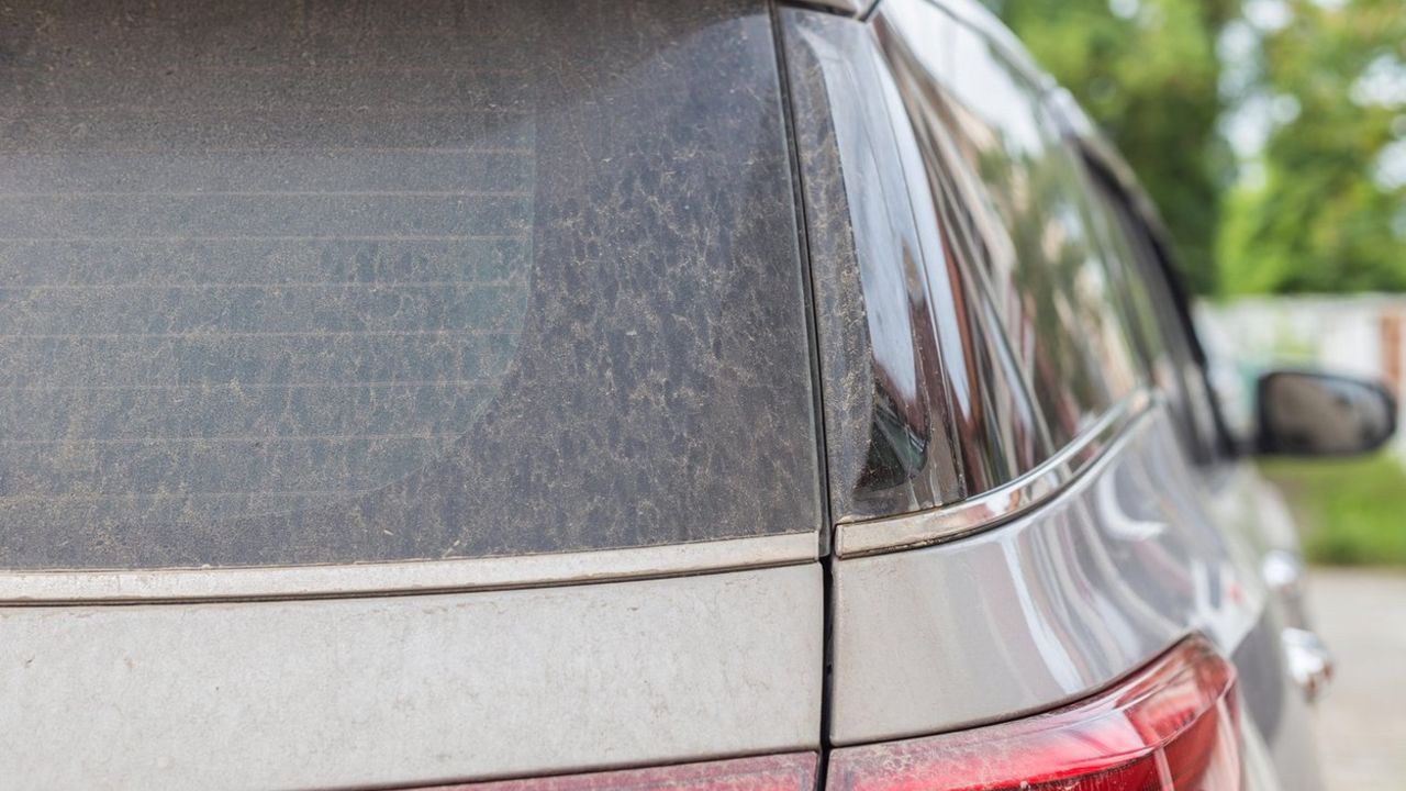 prljav auto