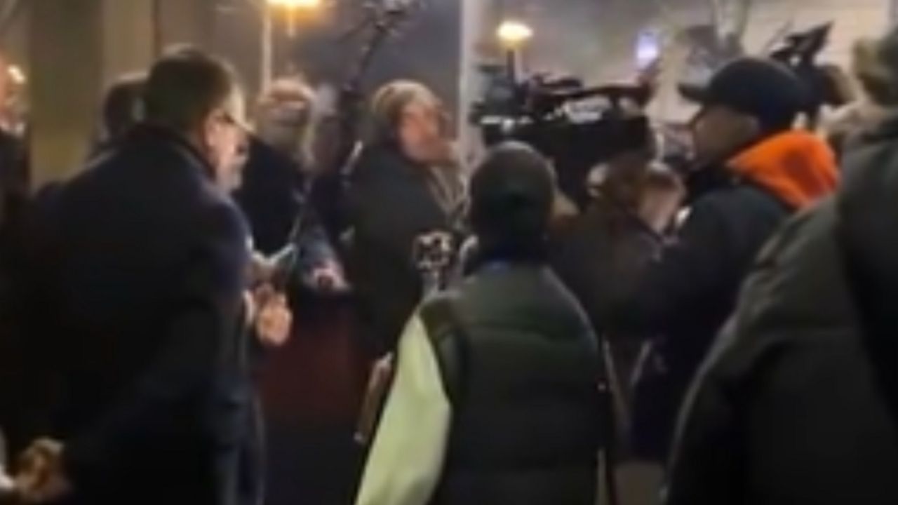 protesti