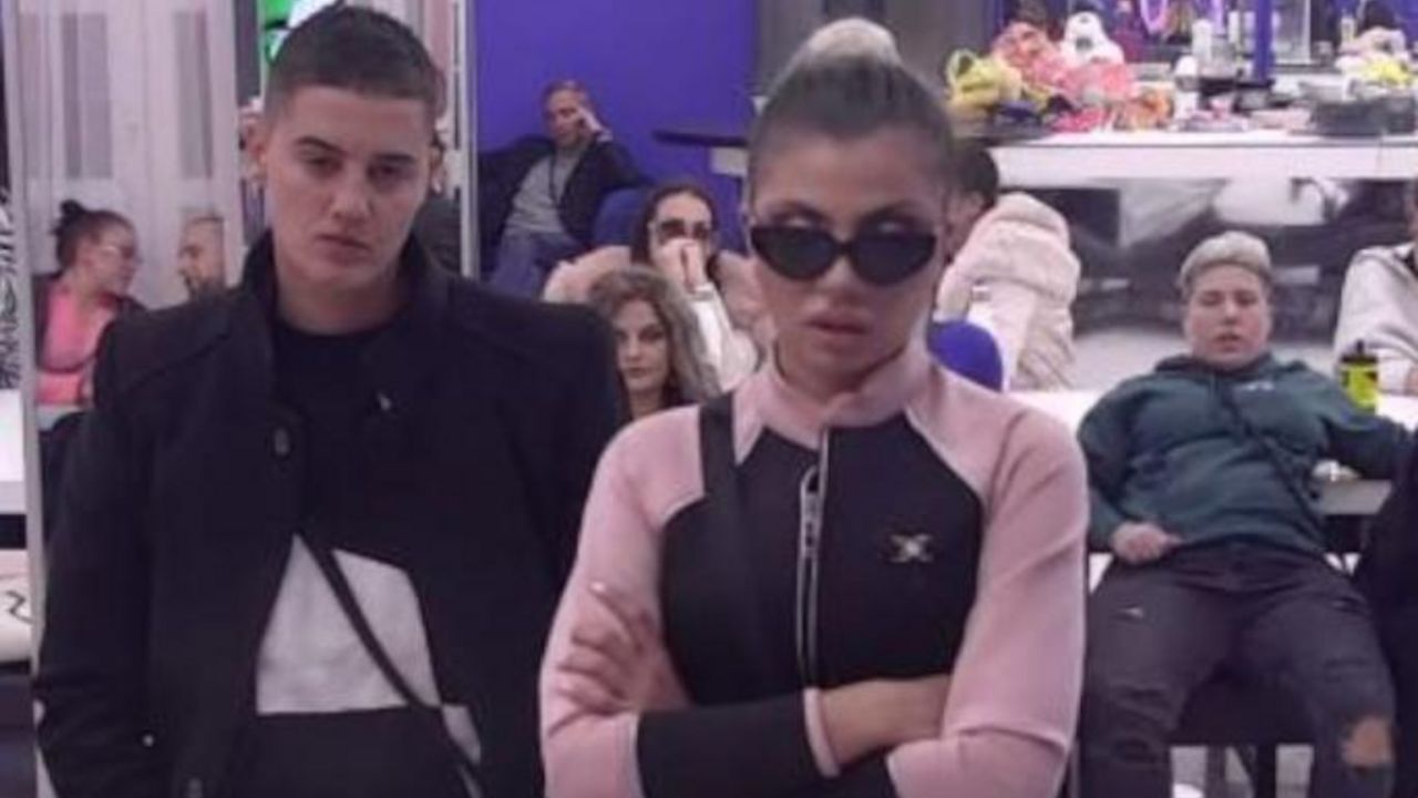 Anđela Šparavalo, Bojana Pavlović