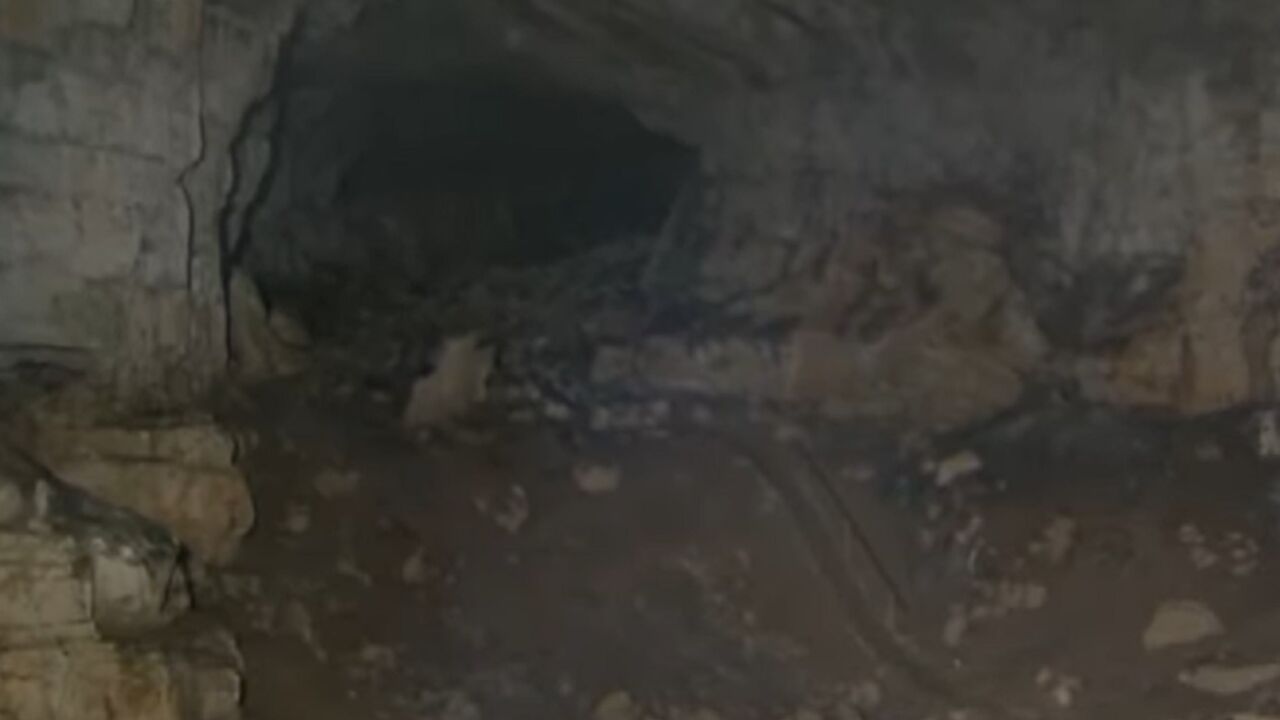 Pećina Križna jama u Sloveniji
