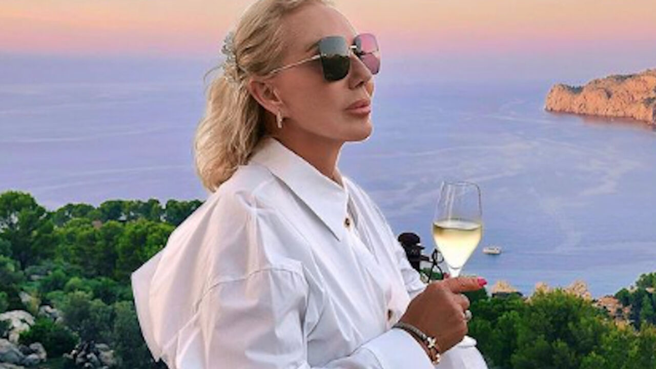 Lepa Brena