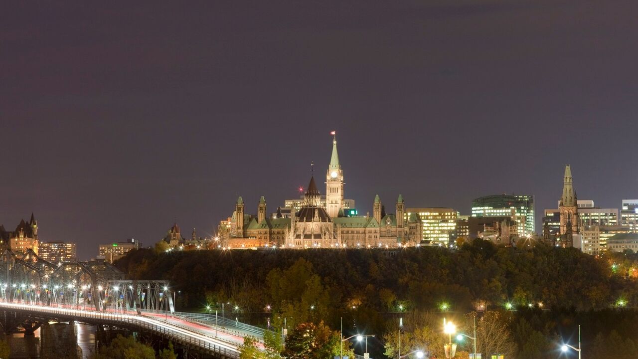 Panorama na parlament, Otava, Kvebek
