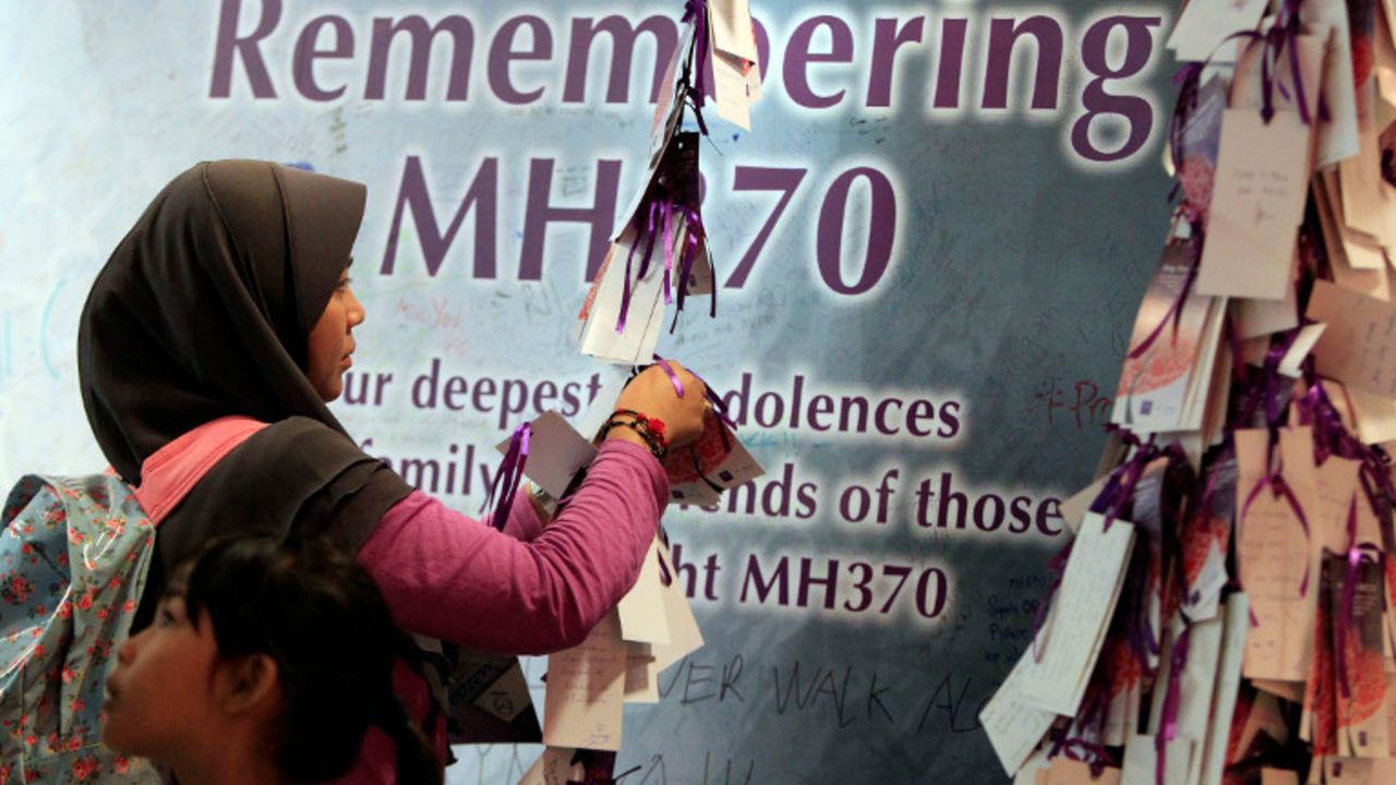 MH 370