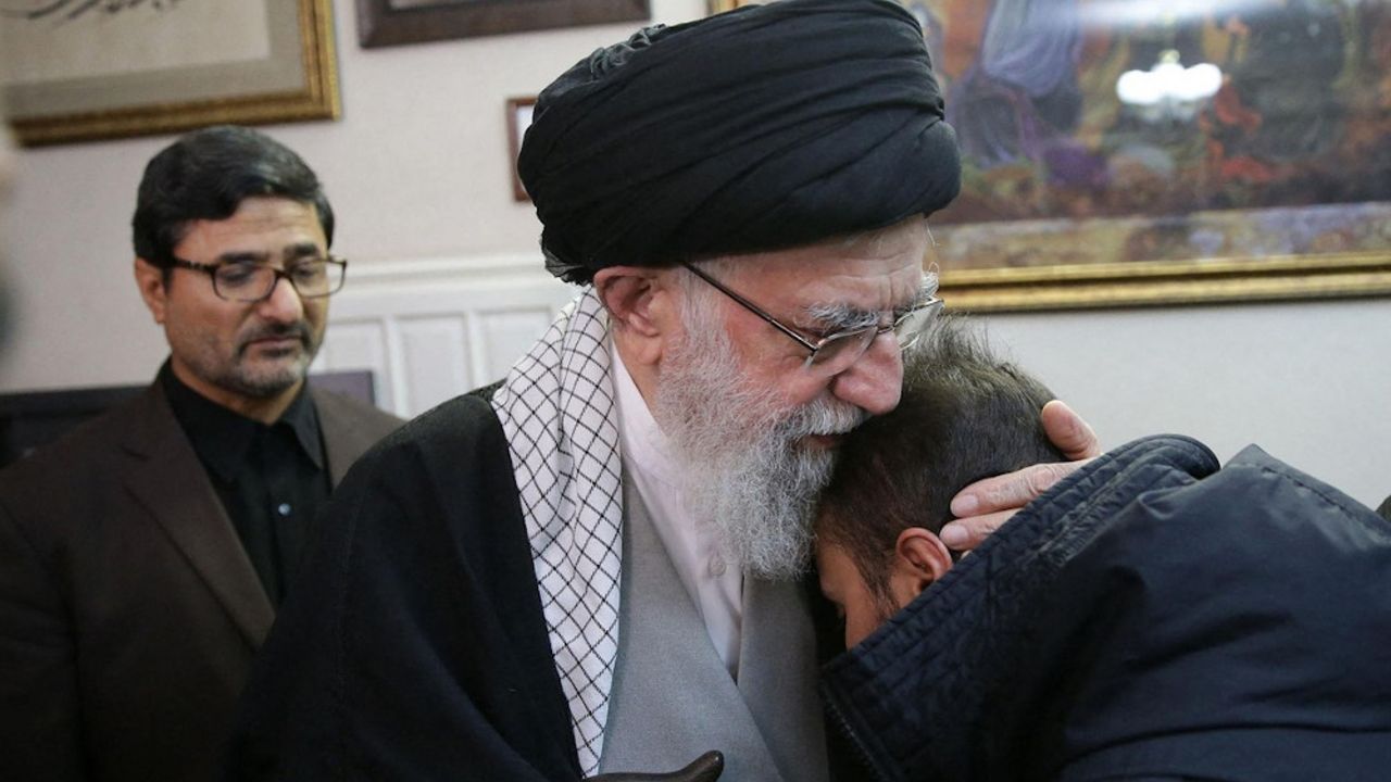 Ajatolah Ali Hamnei