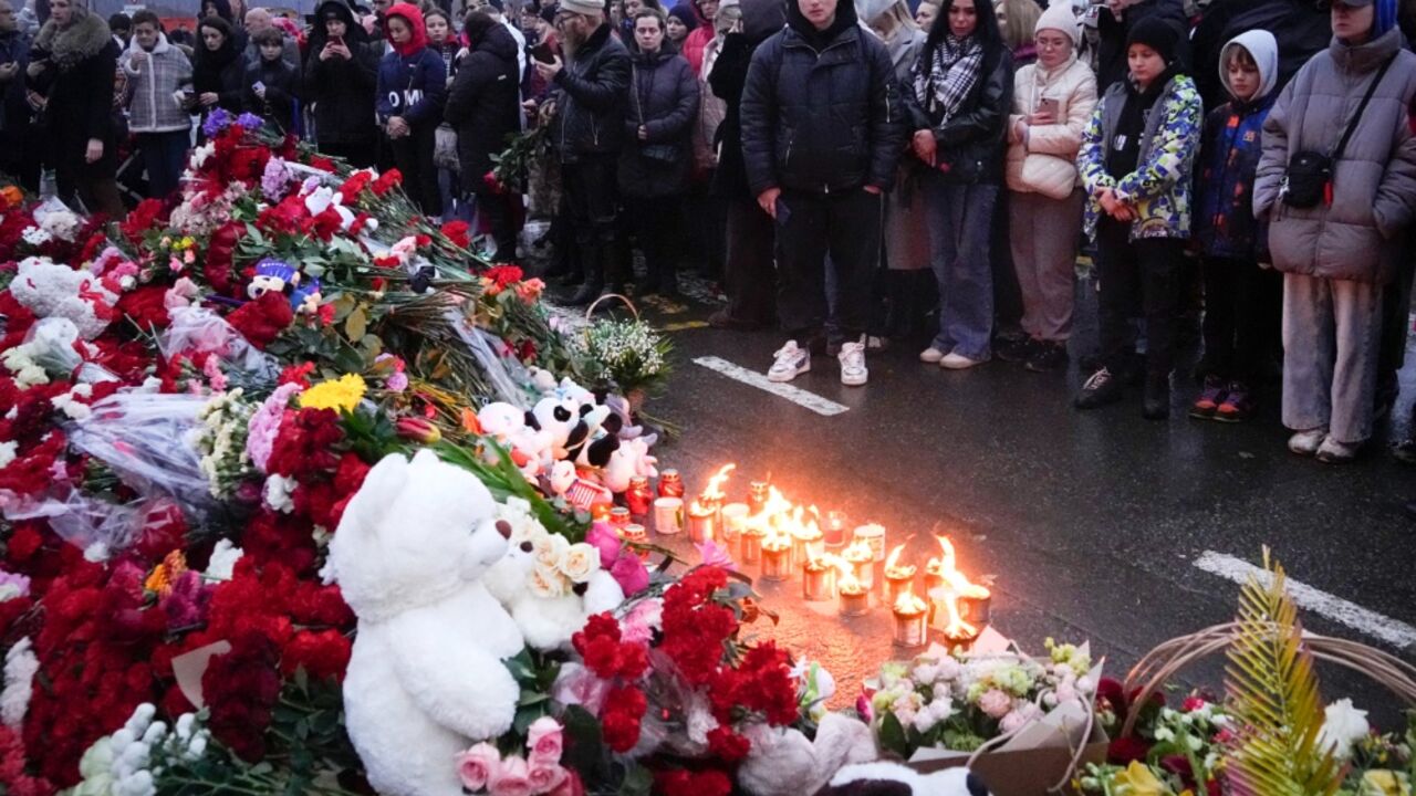Rusi oplakuju nastradale u terorističkom napadu